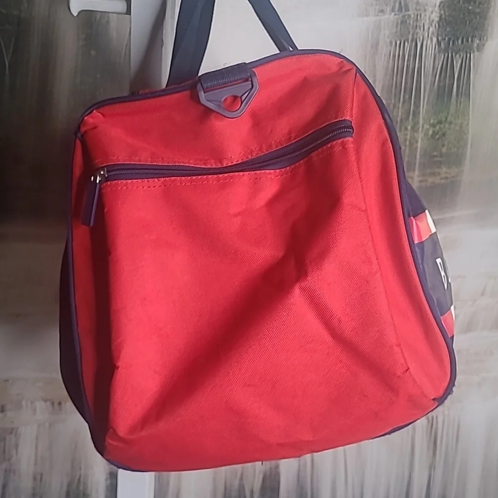 Bugle Boy Mens Retro red blue travel sporty Retro vintage duffle bag